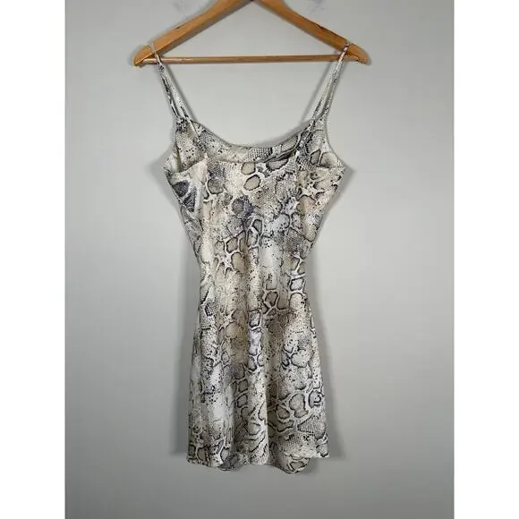 J.O.A. Breeana Beige Snake Print Satin Cowl Neck Slip Dress Womens Size XS - Picture 5 of 9